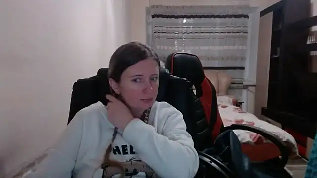 PeterAndJen online show from March 10, 2025, 7:29 pm