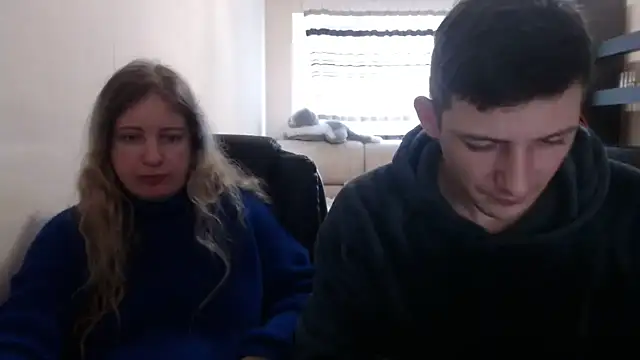 PeterAndJen online show from March 14, 2025, 10:18 am