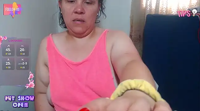 Snapshot of agathamiller01 chatting on January 23, 2025, 7:29 pm agathamiller01 online show from January 23, 2025, 7:29 pm