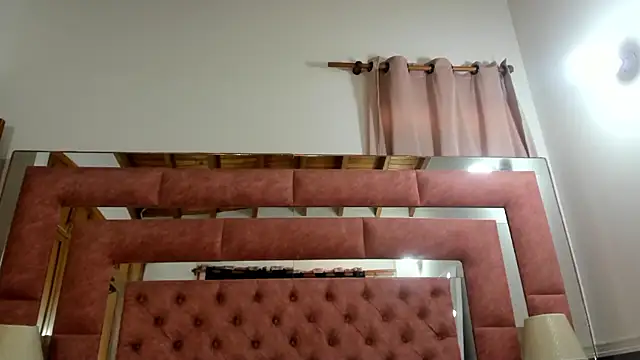 Snapshot of briana_wonder69xxx chatting on October 31, 2025, 3:35 pm briana wonder69xxx online show from October 31, 2025, 3:35 pm