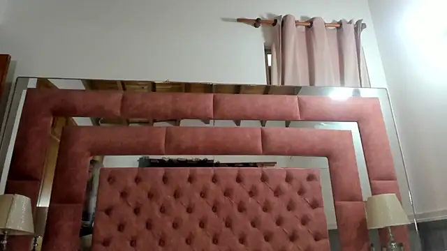 Snapshot of briana_wonder69xxx chatting on December 15, 2025, 2:32 pm briana wonder69xxx online show from December 15, 2025, 2:32 pm