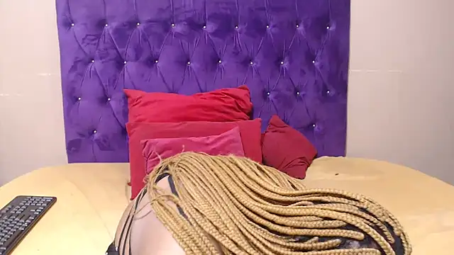 EBONYBUSTYY online show from September 16, 2025, 7:37 pm