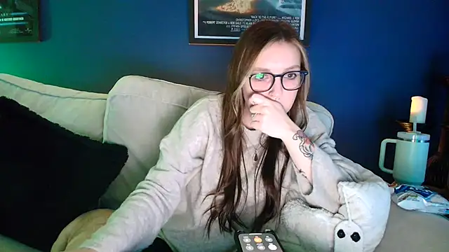 Snapshot of short_sweetpea chatting on December 4, 2025, 6:16 pm short sweetpea online show from December 4, 2025, 6:16 pm