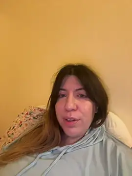 Snapshot of HYPHYtype chatting on March 18, 2025, 7:41 am HYPHYtype online show from March 18, 2025, 7:41 am