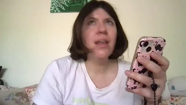 HYPHYtype online show from December 18, 2025, 9:43 pm