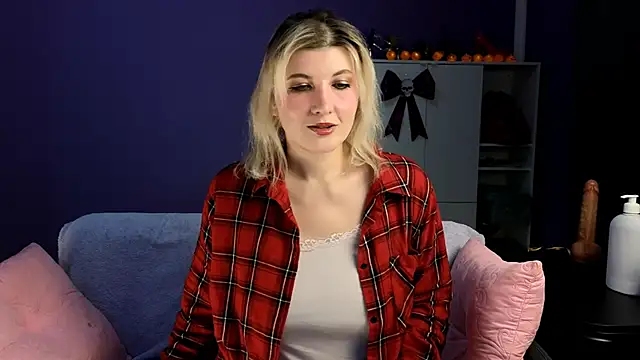 Snapshot of olisunny5 chatting on November 3, 2025, 8:10 pm olisunny5 online show from November 3, 2025, 8:10 pm