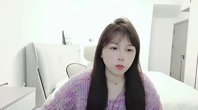 Sunset glow online show from February 19, 2025, 2:34 pm