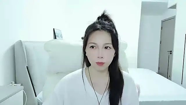 Sunset glow online show from September 9, 2025, 2:16 pm