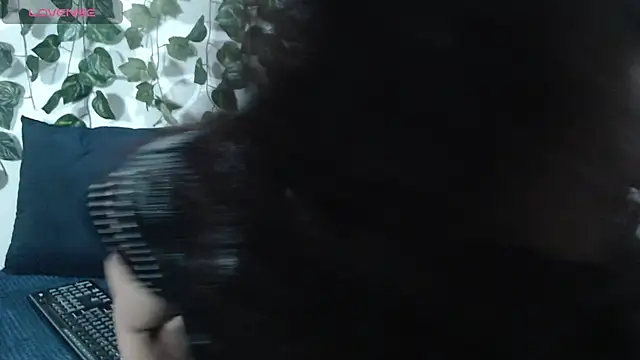 Snapshot of ariana_sanz1 chatting on November 4, 2025, 12:04 pm ariana sanz1 online show from November 4, 2025, 12:04 pm