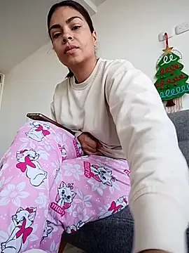 Ivanna2 online show from December 2, 2025, 11:37 am