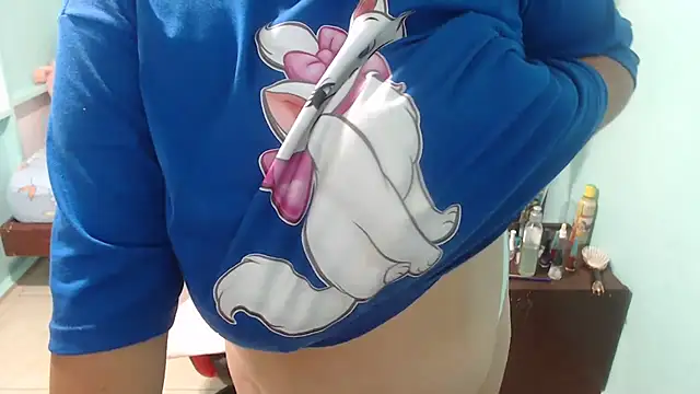 Snapshot of NatalySexxxMilk chatting on January 14, 2025, 7:38 am NatalySexxxMilk online show from January 14, 2025, 7:38 am