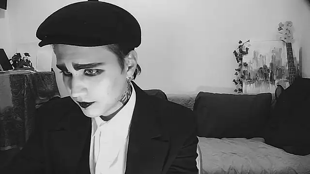 sademobeer online show from September 29, 2025, 2:27 am