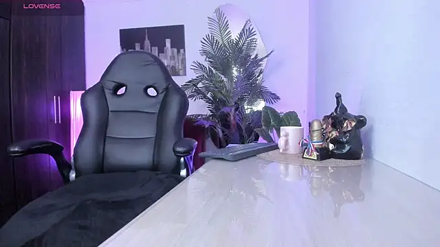 Amaia Bushida online show from March 10, 2025, 2:06 am