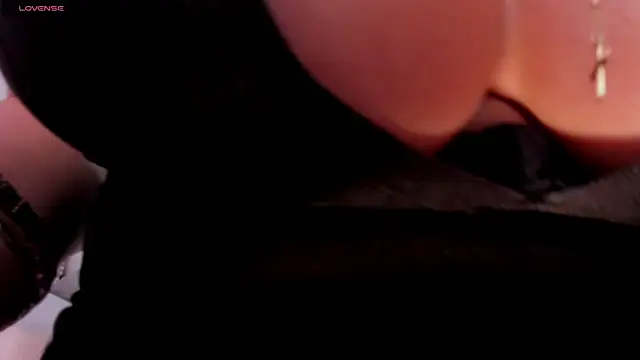 Snapshot of VictoriaLeia chatting on January 3, 2025, 6:22 am VictoriaLeia online show from January 3, 2025, 6:22 am