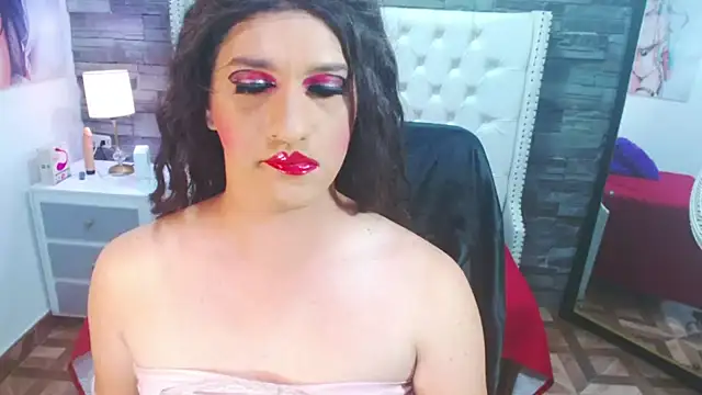 TRINY TS online show from December 31, 2024, 1:04 am