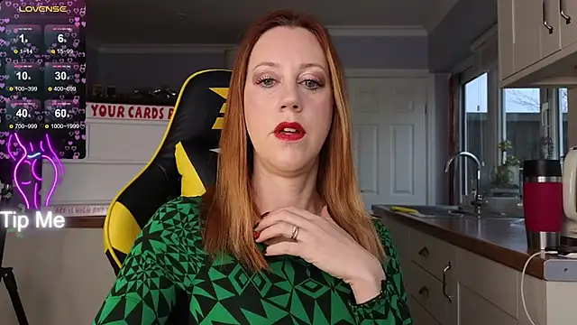 Snapshot of stripmequick chatting on January 17, 2025, 10:11 am stripmequick online show from January 17, 2025, 10:11 am