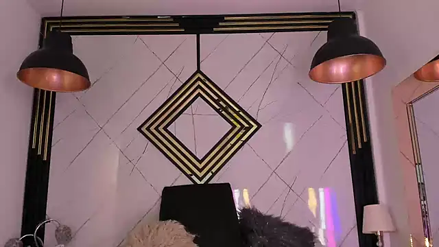 Snapshot of AdharaHills chatting on December 4, 2024, 10:41 pm AdharaHills online show from December 4, 2024, 10:41 pm