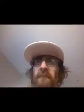 Snapshot of Bottomslut4tops84 chatting on November 24, 2025, 4:23 am Bottomslut4tops84 online show from November 24, 2025, 4:23 am