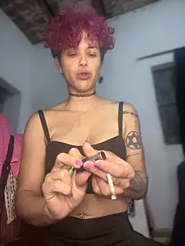 Snapshot of Alicbranca chatting on November 9, 2025, 4:11 am Alicbranca online show from November 9, 2025, 4:11 am