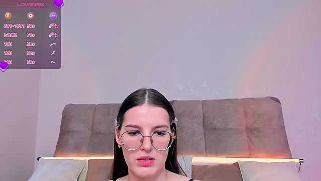 Snapshot of AriellaTesk chatting on March 12, 2025, 6:29 am AriellaTesk online show from March 12, 2025, 6:29 am