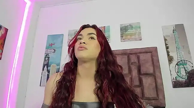 alexandra fire69x online show from January 17, 2025, 9:50 pm