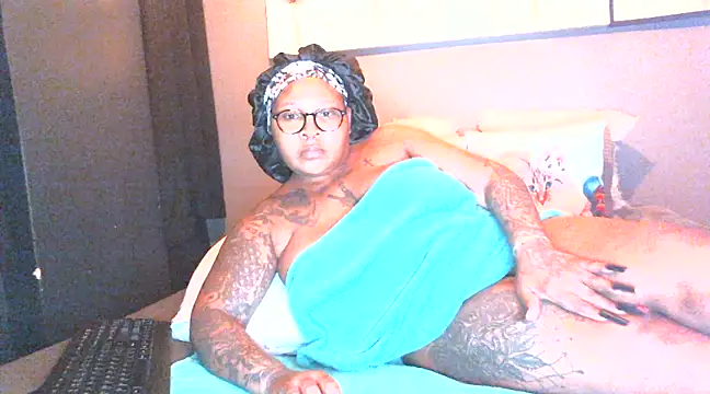 PearlSexxy69 online show from March 3, 2025, 8:21 pm