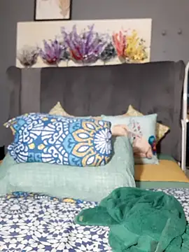 PearlSexxy69 online show from September 14, 2025, 6:40 pm