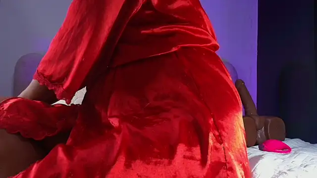 Snapshot of sofi_decker chatting on November 12, 2025, 12:27 pm sofi decker online show from November 12, 2025, 12:27 pm