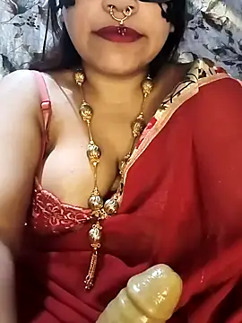 Snapshot of Star-Night chatting on February 5, 2025, 10:22 pm Star-Night online show from February 5, 2025, 10:22 pm