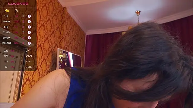 Holla Molly online show from January 21, 2025, 8:30 am