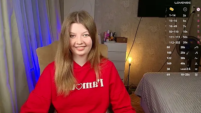 Snapshot of Vivian_cutie chatting on December 13, 2025, 7:53 pm Vivian cutie online show from December 13, 2025, 7:53 pm