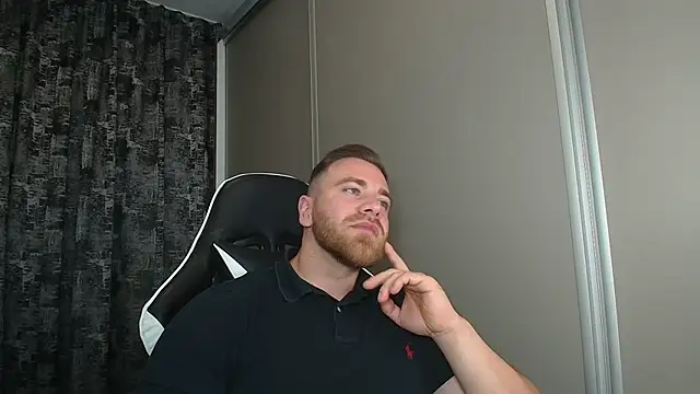 Thori92 online show from November 5, 2025, 6:41 pm