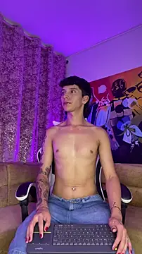 Snapshot of JacoboSwam chatting on October 26, 2025, 5:24 am JacoboSwam online show from October 26, 2025, 5:24 am