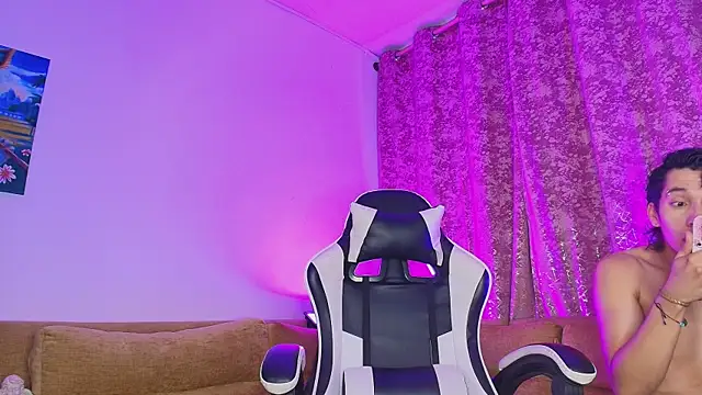 Snapshot of JacoboSwam chatting on December 4, 2025, 9:07 am JacoboSwam online show from December 4, 2025, 9:07 am