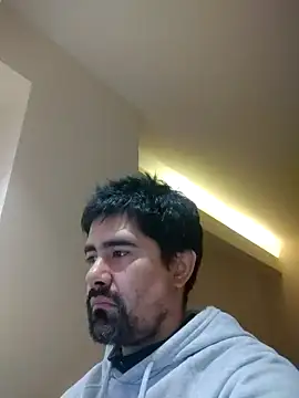 Snapshot of VonDoomdelToro chatting on January 4, 2025, 5:48 am VonDoomdelToro online show from January 4, 2025, 5:48 am