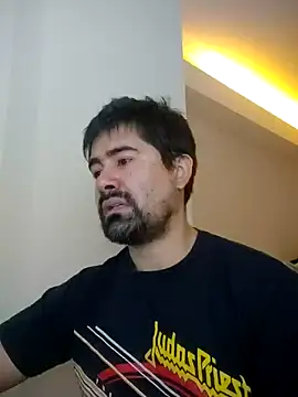 Snapshot of VonDoomdelToro chatting on January 5, 2025, 10:50 pm VonDoomdelToro online show from January 5, 2025, 10:50 pm