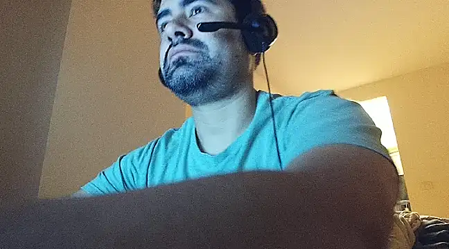 Snapshot of VonDoomdelToro chatting on February 12, 2025, 8:38 am VonDoomdelToro online show from February 12, 2025, 8:38 am