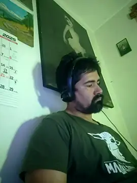 Snapshot of VonDoomdelToro chatting on March 19, 2025, 9:28 am VonDoomdelToro online show from March 19, 2025, 9:28 am