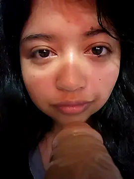 Snapshot of Peach_Girll chatting on October 20, 2025, 11:54 am Peach Girll online show from October 20, 2025, 11:54 am