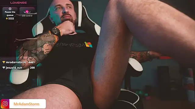 LuckyAlexx online show from January 29, 2025, 9:39 pm