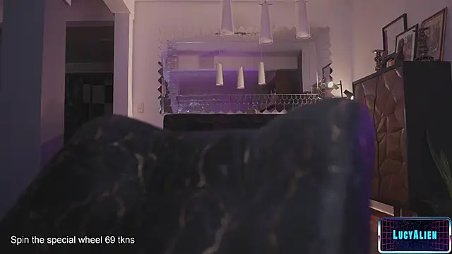 Snapshot of LucyAllenX chatting on December 13, 2024, 6:21 am LucyAllenX online show from December 13, 2024, 6:21 am