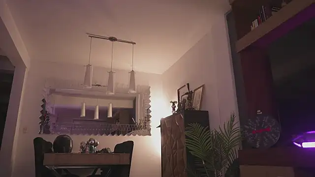 Snapshot of LucyAllenX chatting on January 15, 2025, 11:40 pm LucyAllenX online show from January 15, 2025, 11:40 pm