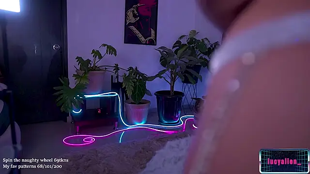 Snapshot of LucyAllenX chatting on November 26, 2025, 4:30 pm LucyAllenX online show from November 26, 2025, 4:30 pm