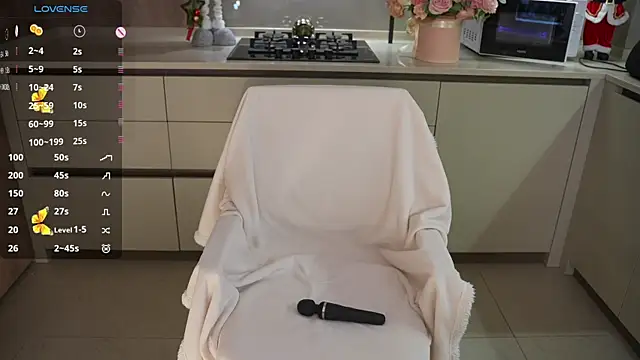 Snapshot of Vassiilisa chatting on December 27, 2024, 6:42 pm Vassiilisa online show from December 27, 2024, 6:42 pm