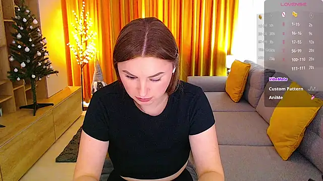  Mia Adams online show from December 16, 2024, 12:27 pm