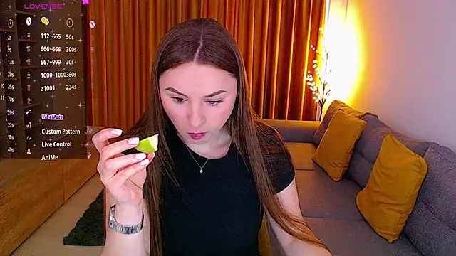  Mia Adams online show from January 22, 2025, 9:57 am