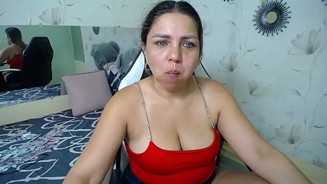 cum bigass online show from October 17, 2025, 12:19 pm