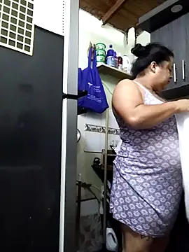 Monseratte21 online show from September 21, 2025, 1:13 pm