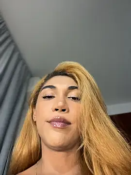 Snapshot of TastyTrap_18 chatting on December 3, 2025, 4:31 am TastyTrap 18 online show from December 3, 2025, 4:31 am