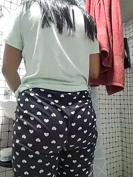 Hannah-grace online show from January 27, 2025, 9:44 am